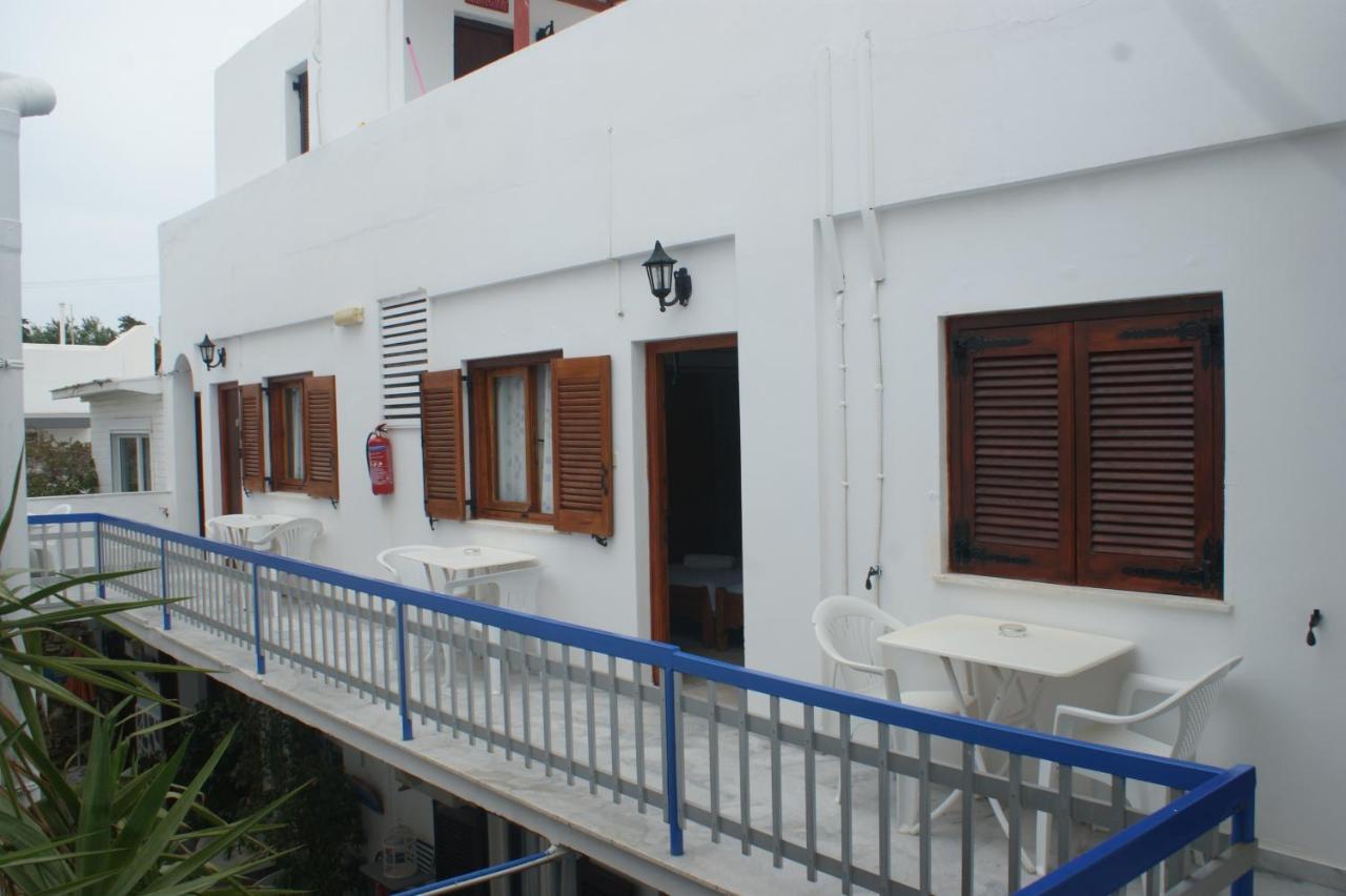 Hotel Eleftheria Parikia  Ngoại thất bức ảnh