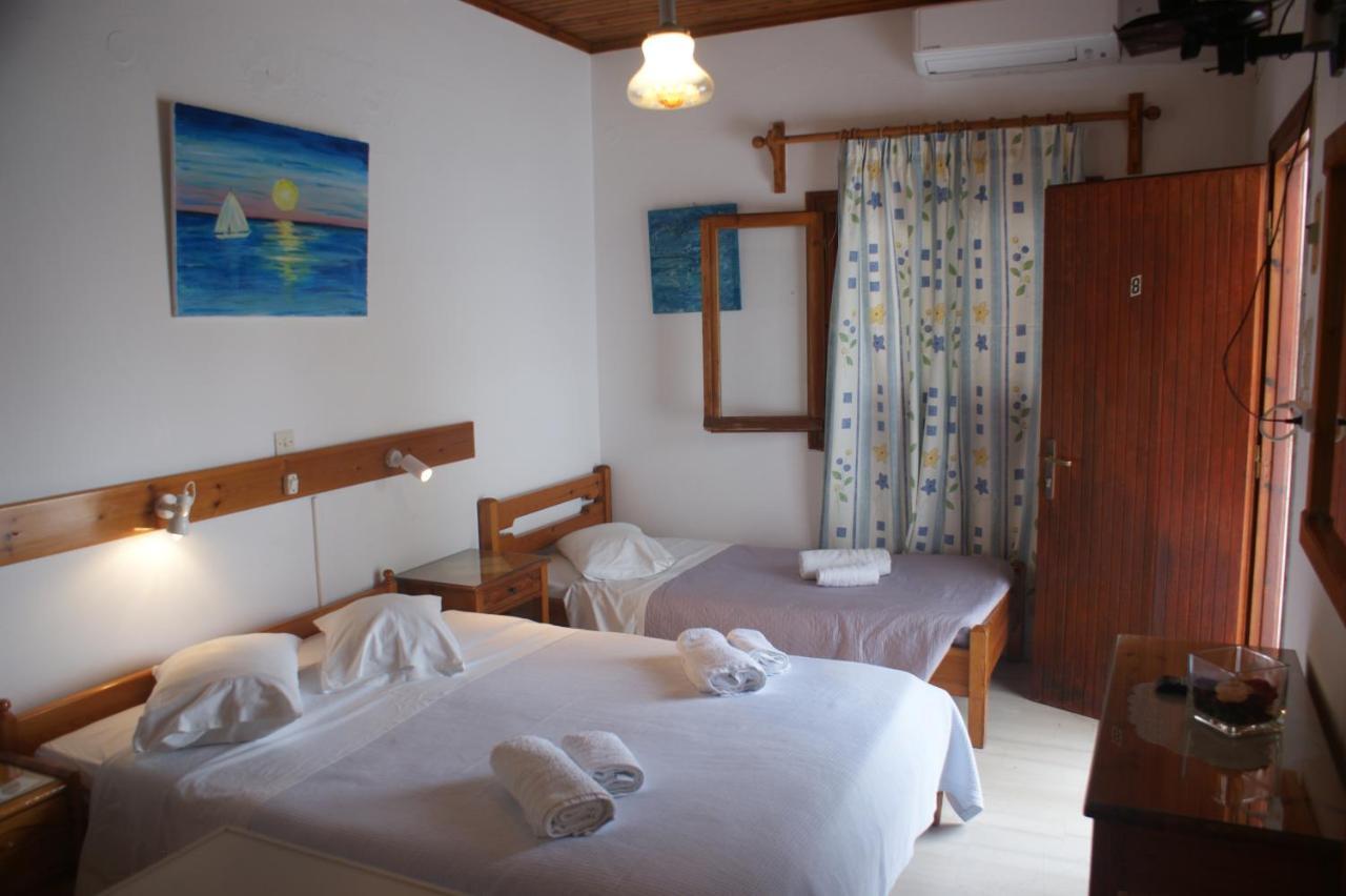 Hotel Eleftheria Parikia  Ngoại thất bức ảnh