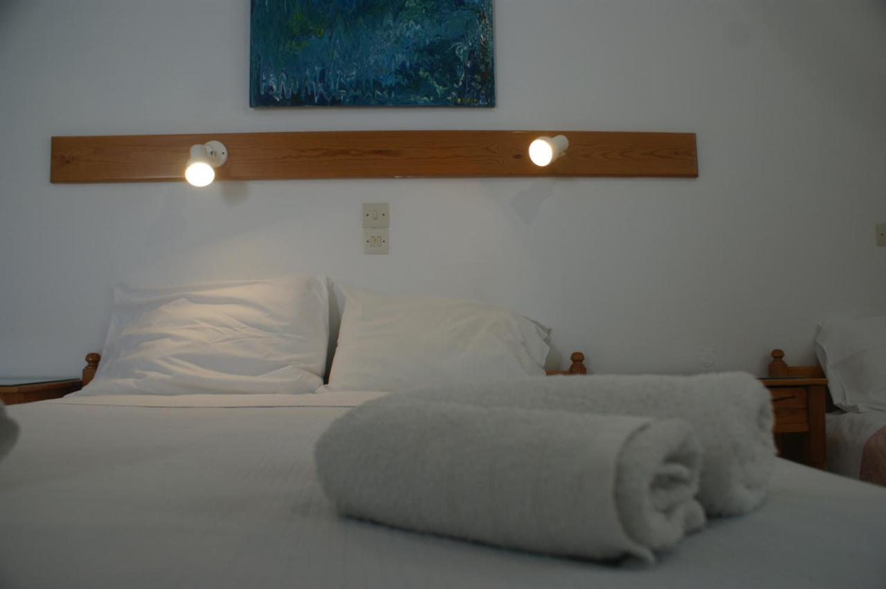 Hotel Eleftheria Parikia  Ngoại thất bức ảnh