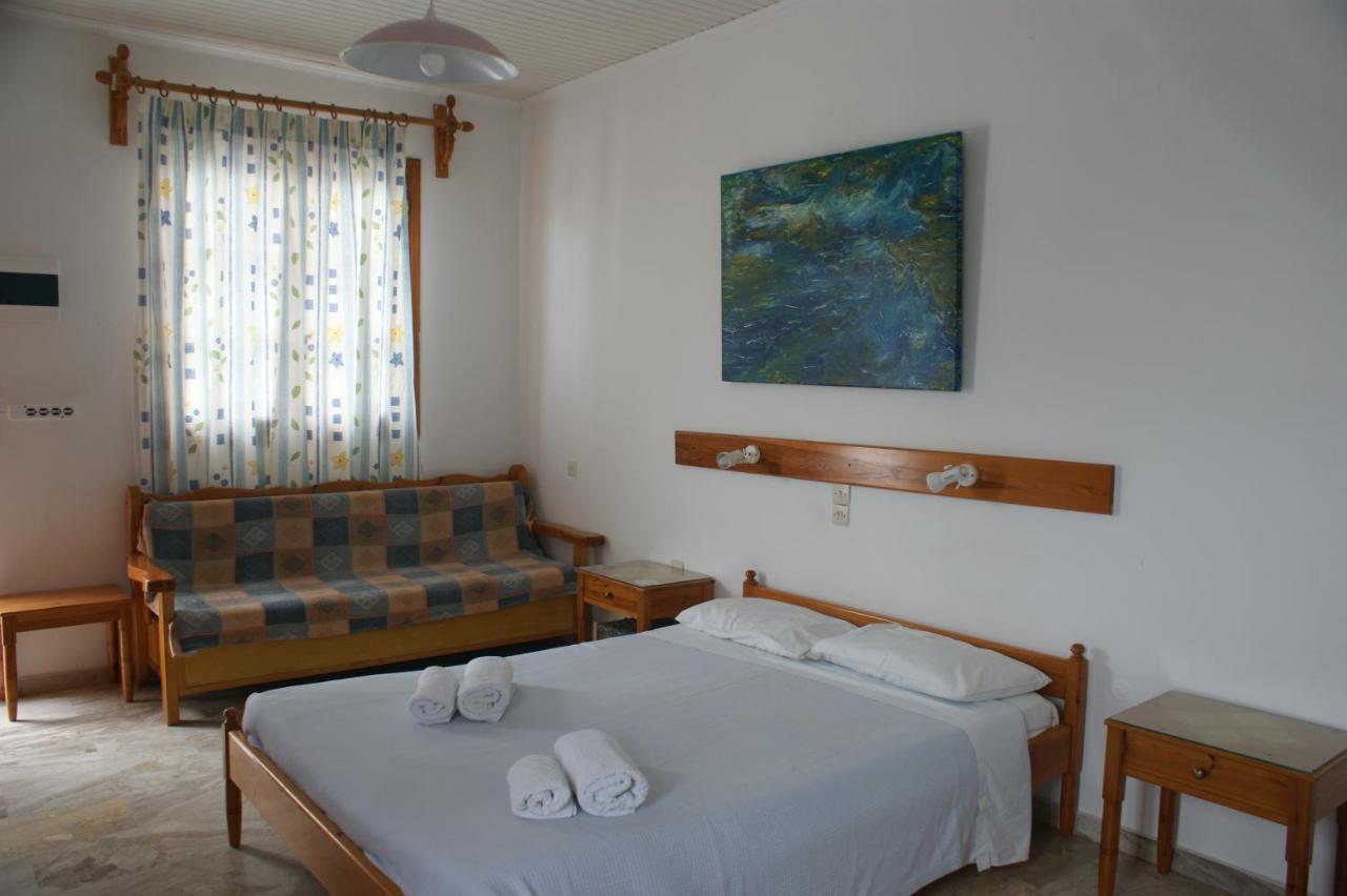 Hotel Eleftheria Parikia  Ngoại thất bức ảnh