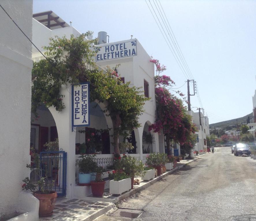 Hotel Eleftheria Parikia  Ngoại thất bức ảnh